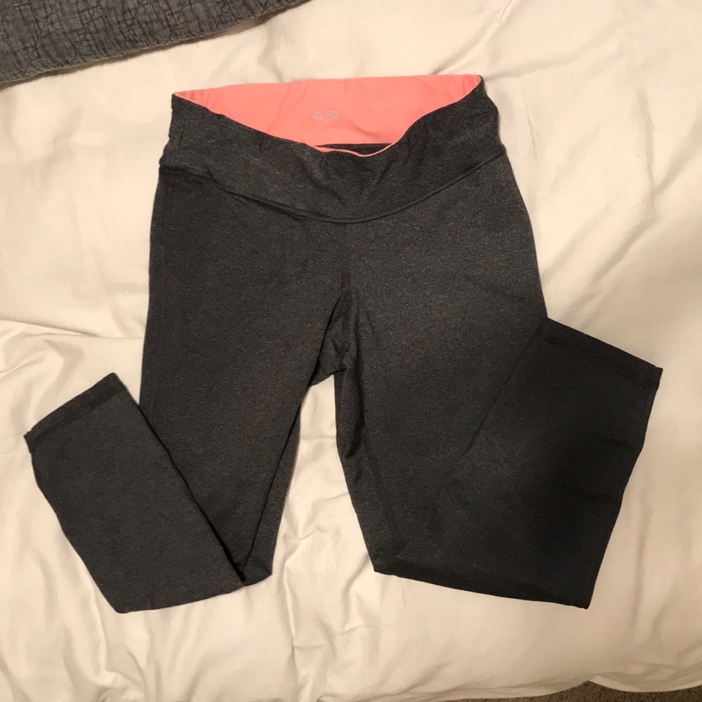Champion crop leggings size small